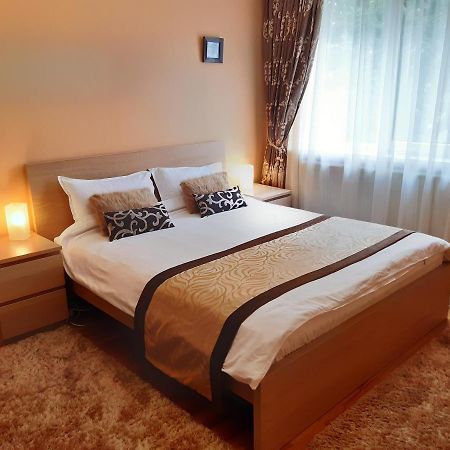 Apartament Central Karácsonkő Kültér fotó