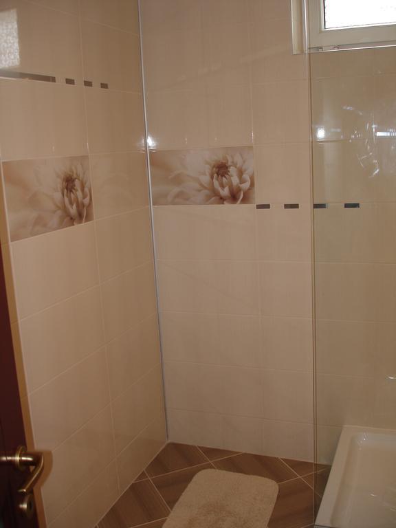 Apartament Central Karácsonkő Kültér fotó